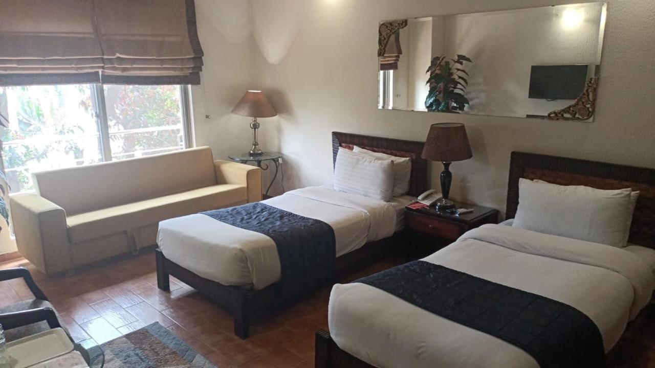 Maisonette Hotel & Apartments Lahore Exterior foto